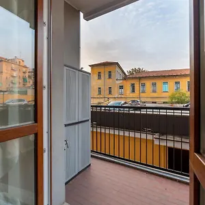 Cosy With Balcony! Milano