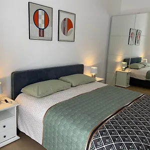 Banhome Nel Cuore Del Design District Milano